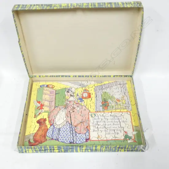 VICTORY MOTHER HUBBARD WOODEN JIGSAW PUZZLE - ORIGINAL BOX  315 X 240MM